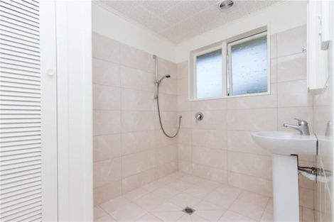 Photo of property in 23 Beechdale Crescent, Pakuranga Heights, Auckland, 2010