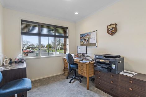 Photo of property in 11 Guildford Place, Rototuna North, Hamilton, 3210