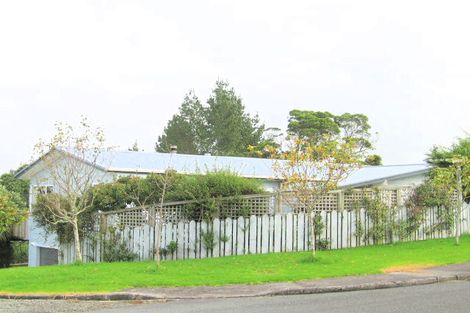 Photo of property in 69 Albatross Road, Red Beach, 0932