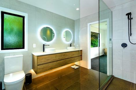 Photo of property in 71 Waddington Road, Waddington, 7500