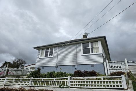 Photo of property in 33 Awarua Street, Elsdon, Porirua, 5022