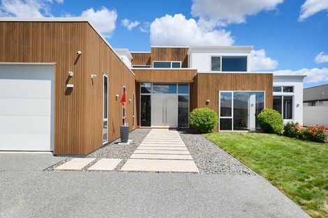 Photo of property in 33 Roy Hilton Drive, Flagstaff, Hamilton, 3210