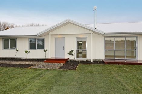 Photo of property in 14 Cape Grove, Haumoana, 4180