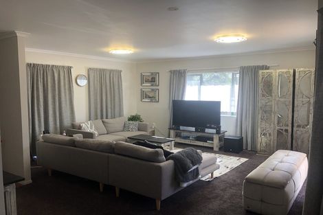 Photo of property in 11 Farmdale Court, Flat Bush, Auckland, 2019