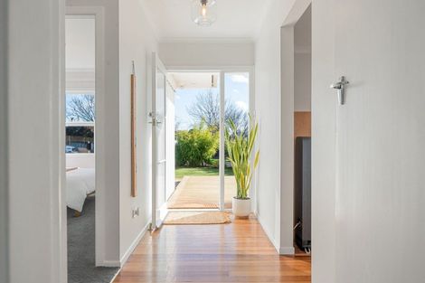 Photo of property in 3 Russleigh Drive, Dinsdale, Hamilton, 3204
