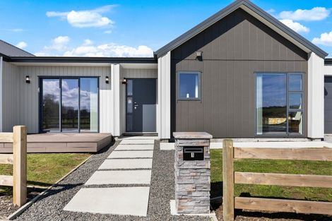 Photo of property in 1 Kentucky Blue Road, Karaka, 2580