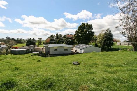 Photo of property in 46 Tarata Road, Inglewood, 4387