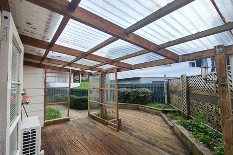 Photo of property in 1/71 Larsen Crescent, Tawa, Wellington, 5028
