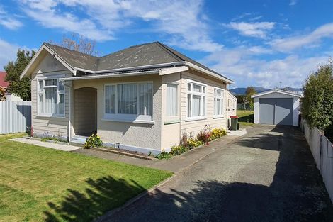 Photo of property in 14 Rhodes Street, Waimate, 7924