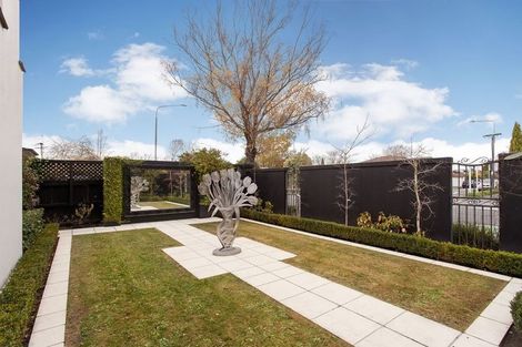 Photo of property in 370 Papanui Road, Strowan, Christchurch, 8052