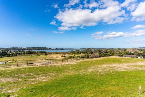 Photo of property in 48 Old Waipu Road, Mangawhai, 0505