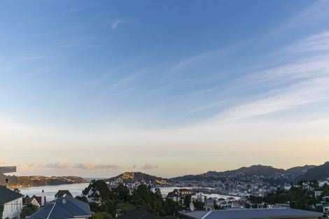 Photo of property in 7 Lakshmi Place, Khandallah, Wellington, 6035