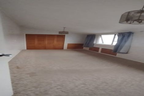 Photo of property in 48 Taikata Road, Te Atatu Peninsula, Auckland, 0610