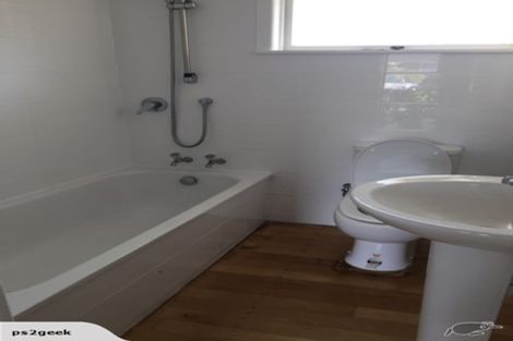 Photo of property in 2/21 Ellen Avenue, Hillcrest, Auckland, 0627