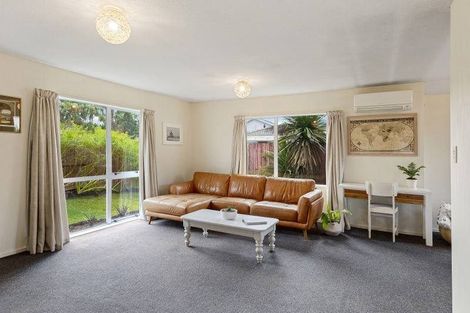Photo of property in 2/24a Croziers Road, St Albans, Christchurch, 8052