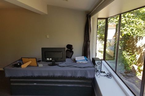 Photo of property in 79 Hinau Street, Riccarton, Christchurch, 8041