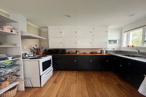 Photo of property in 32 Pilcher Crescent, Naenae, Lower Hutt, 5011