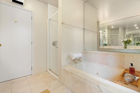 Photo of property in 1 Colquhoun Street, Glenross, Dunedin, 9011