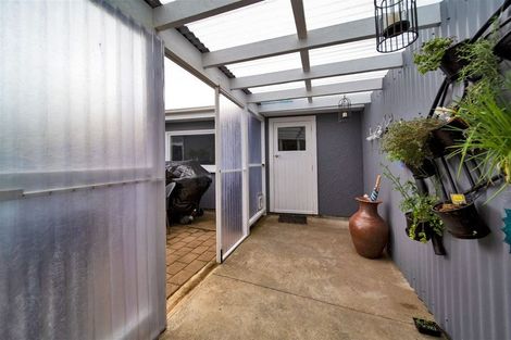 Photo of property in 40 Grey Street, Normanby, Hawera, 4614