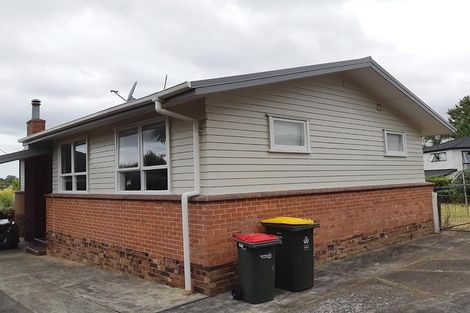 Photo of property in 28 Ussher Place, Pakuranga Heights, Auckland, 2010