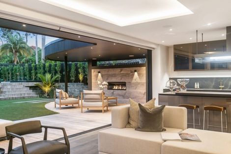 Photo of property in 98 Paritai Drive, Orakei, Auckland, 1071