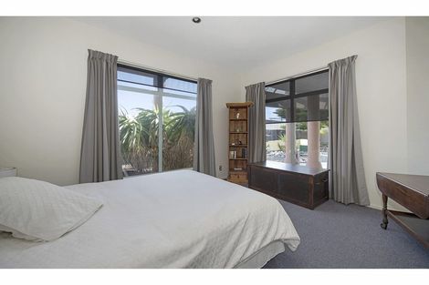 Photo of property in 191 Marine Parade, New Brighton, Christchurch, 8083