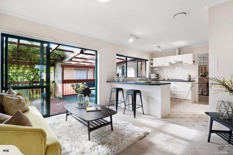 Photo of property in 26 Adelphi Place, Albany, Auckland, 0632