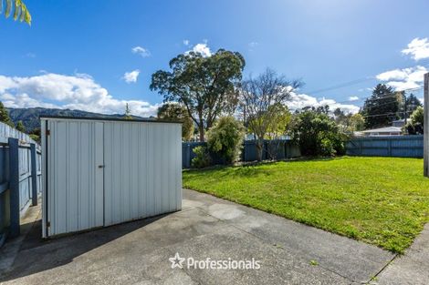 Photo of property in 1 Monarch Grove, Maoribank, Upper Hutt, 5018