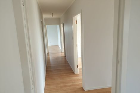 Photo of property in 21 Linwood Avenue, Forrest Hill, Auckland, 0620