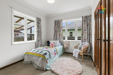 Photo of property in 15 Godley Street, Waterloo, Lower Hutt, 5011