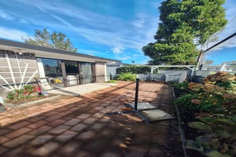 Photo of property in 12 Pemberton Crescent, Greerton, Tauranga, 3112