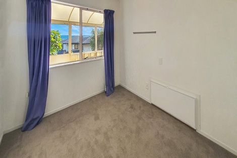 Photo of property in 9 Lorikeet Place, Unsworth Heights, Auckland, 0632