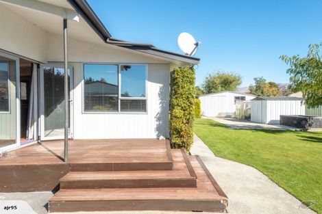 Photo of property in 6 Clare Place, Cromwell, 9310