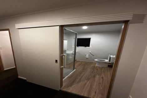 Photo of property in 69 Vintage Drive, Henderson, Auckland, 0612