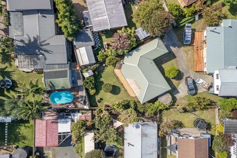 Photo of property in 1/114 The Circle, Manly, Whangaparaoa, 0930