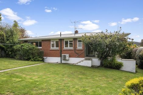 Photo of property in 11 Kennedy Road, Fairfield, Dunedin, 9018