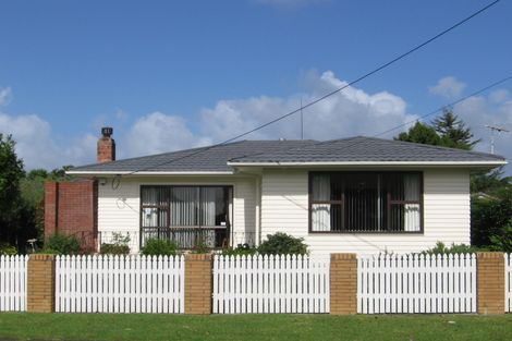 Photo of property in 6 Norval Road, Henderson, Auckland, 0610