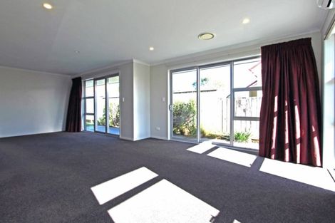 Photo of property in 328b Carrington Street, Vogeltown, New Plymouth, 4310