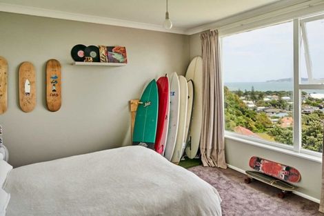 Photo of property in 3 Mackenzie Road, Eastbourne, Lower Hutt, 5013