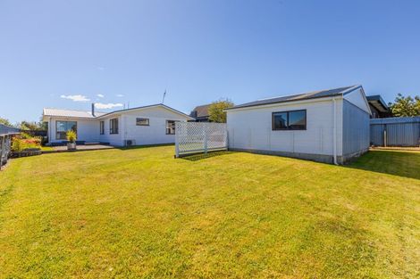 Photo of property in 15 Mclean Terrace, Waipukurau, 4200
