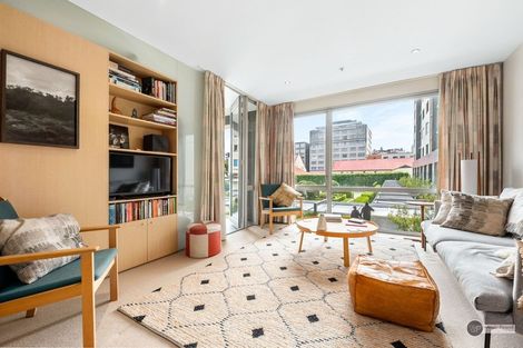 Photo of property in Sanctum Apartment, 10 Ebor Street, Te Aro, Wellington, 6011