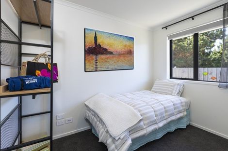 Photo of property in 8 Kitty Frazer Lane, Omaha, 0986