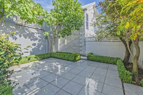 Photo of property in 4/1010 Colombo Street, St Albans, Christchurch, 8014