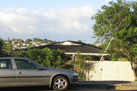 Photo of property in 2/41 Monarch Avenue, Hillcrest, Auckland, 0627