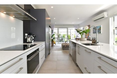 Photo of property in 2 Couldrey Crescent, Red Beach, 0932