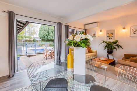 Photo of property in 279 Royal Road, Massey, Auckland, 0614