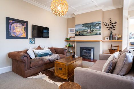 Photo of property in Rosewood, 39 Napier Terrace, Hospital Hill, Napier, 4110