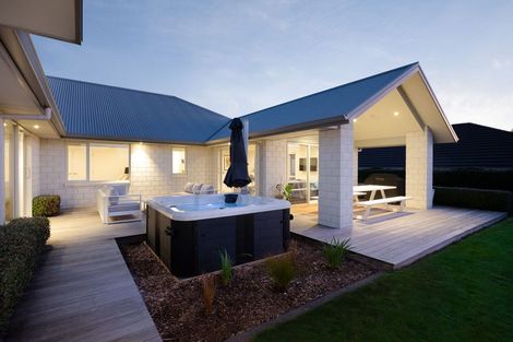 Photo of property in 46 Helen June Avenue, Flagstaff, Hamilton, 3210