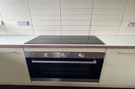 Photo of property in 68 Beach Road, Mellons Bay, Auckland, 2014