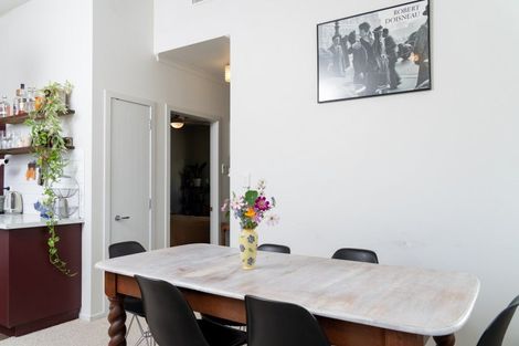 Photo of property in 25l Violet Street, Raglan, 3225